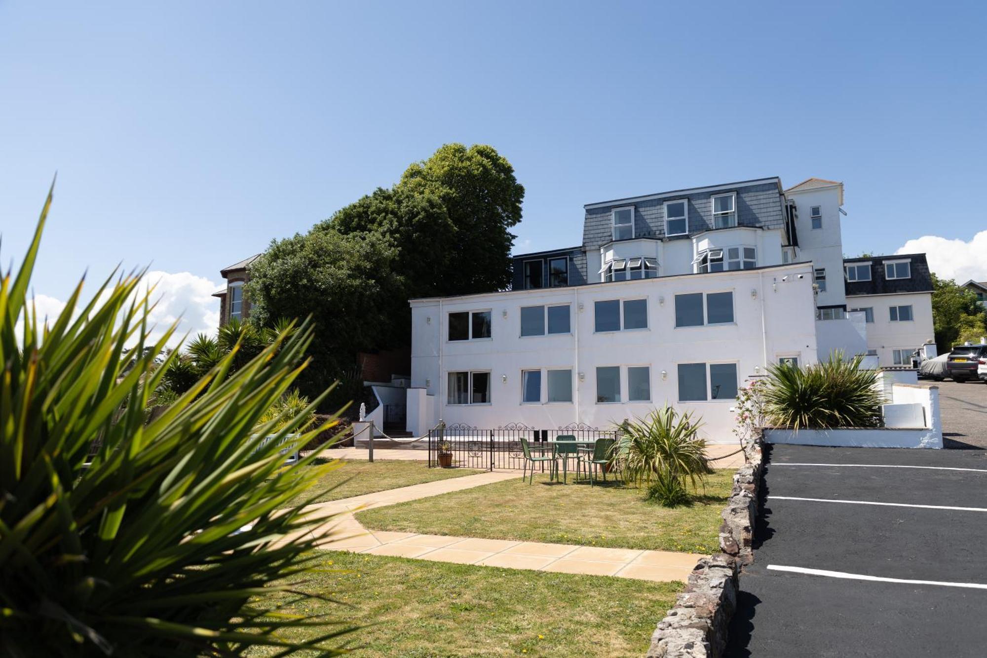 Waters Edge Hotel Torquay Exterior photo